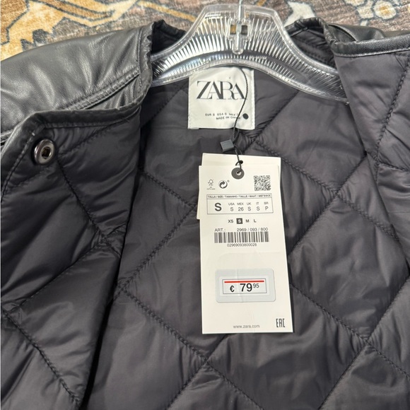 Zara Jackets & Blazers - Zara Black Quilted Jacket with Snap Collar